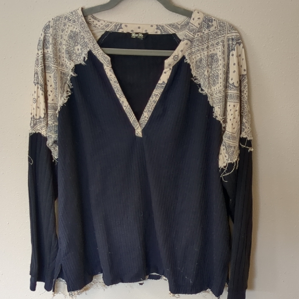 Women's Navy And Cream Top Miss Me Xl